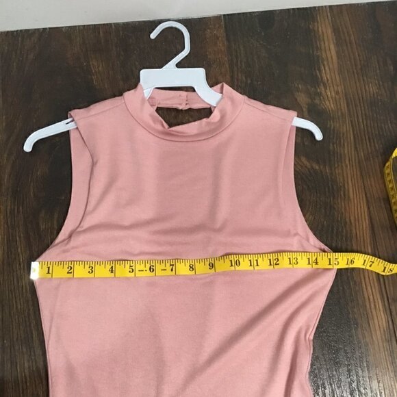 Classic Blush Keyhole Back Bodycon Classy Dress - Picture 3 of 8